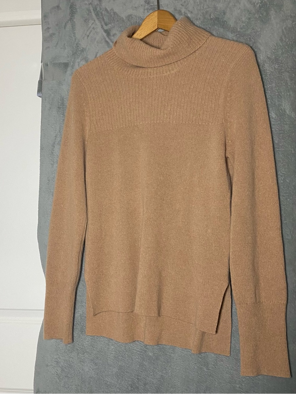 Women’s Camel Turtleneck Sweater Classic Cozy Knit Cashmere Fall Capsule Minimal